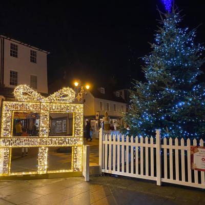 Picture Frame Present2